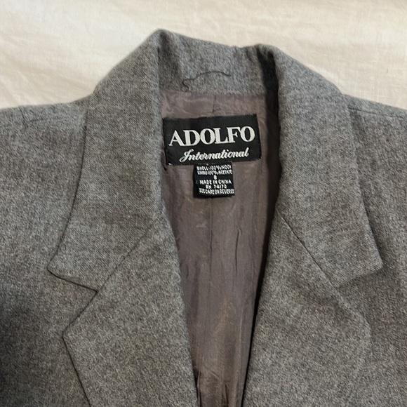 Adolfo International 100% Wool Grey Blazer Size 8 - Picture 4 of 5